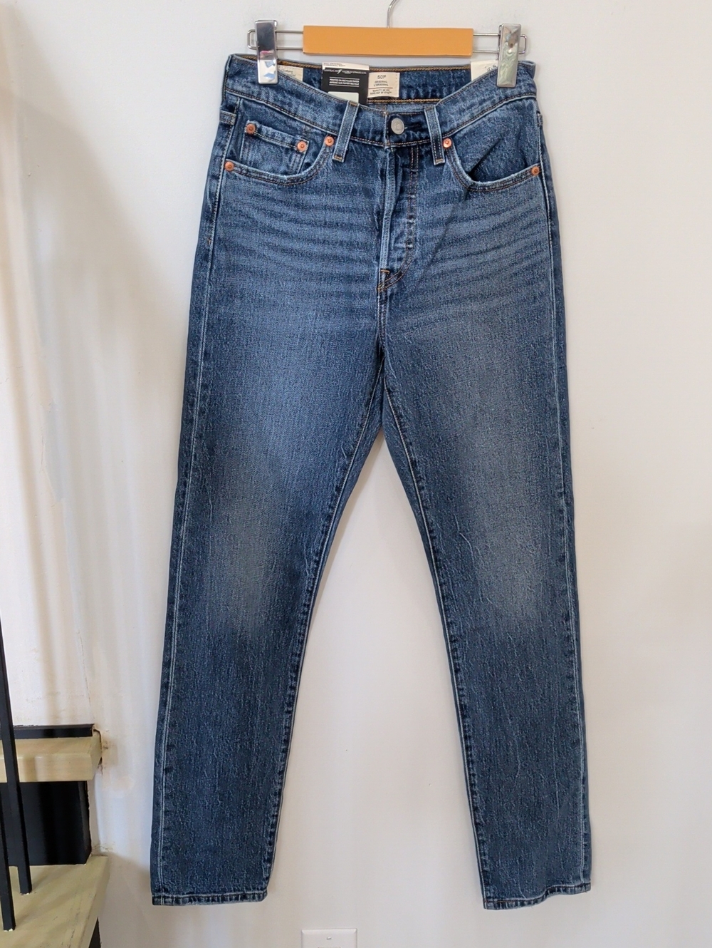 LEVI'S | Women's 501 Original Medium Wash High-Rise Straight Jeans